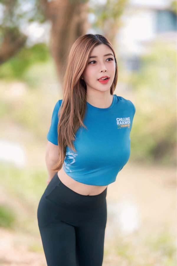 Ployly Hitsi 10